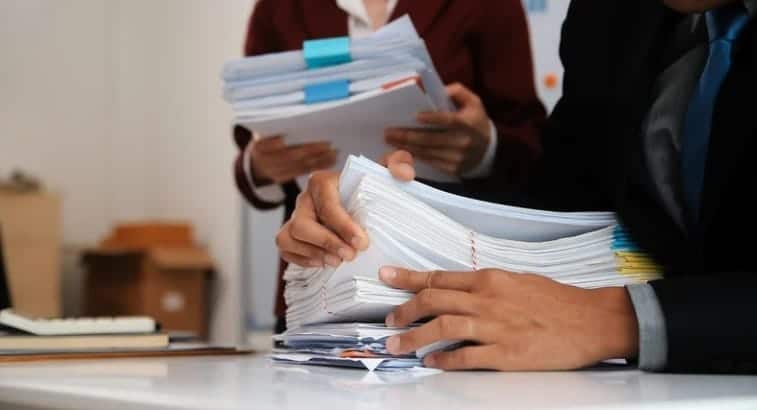 Analyse et synthèse automatisée des documents financiers avec l’IA